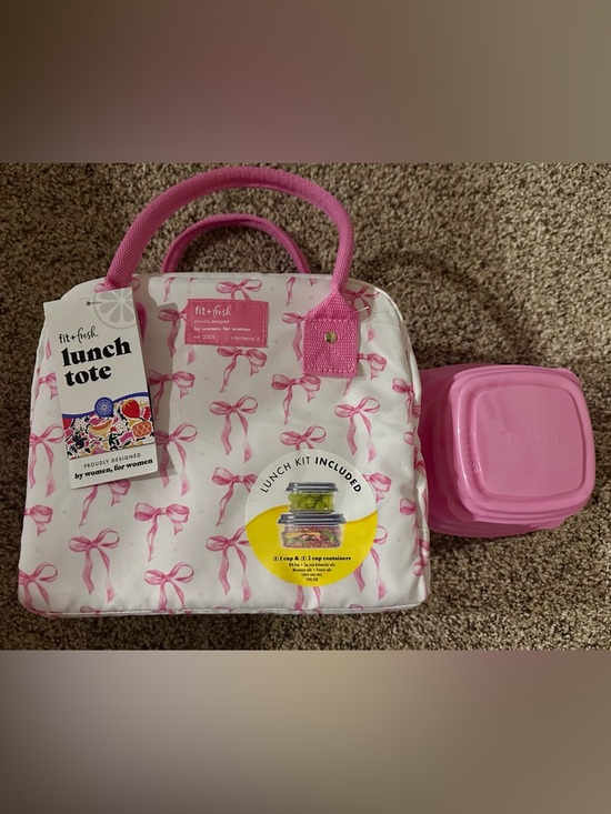 fit & fresh Handbags - Pink Bow Lunch Tote with Included Pink Lunch Kit